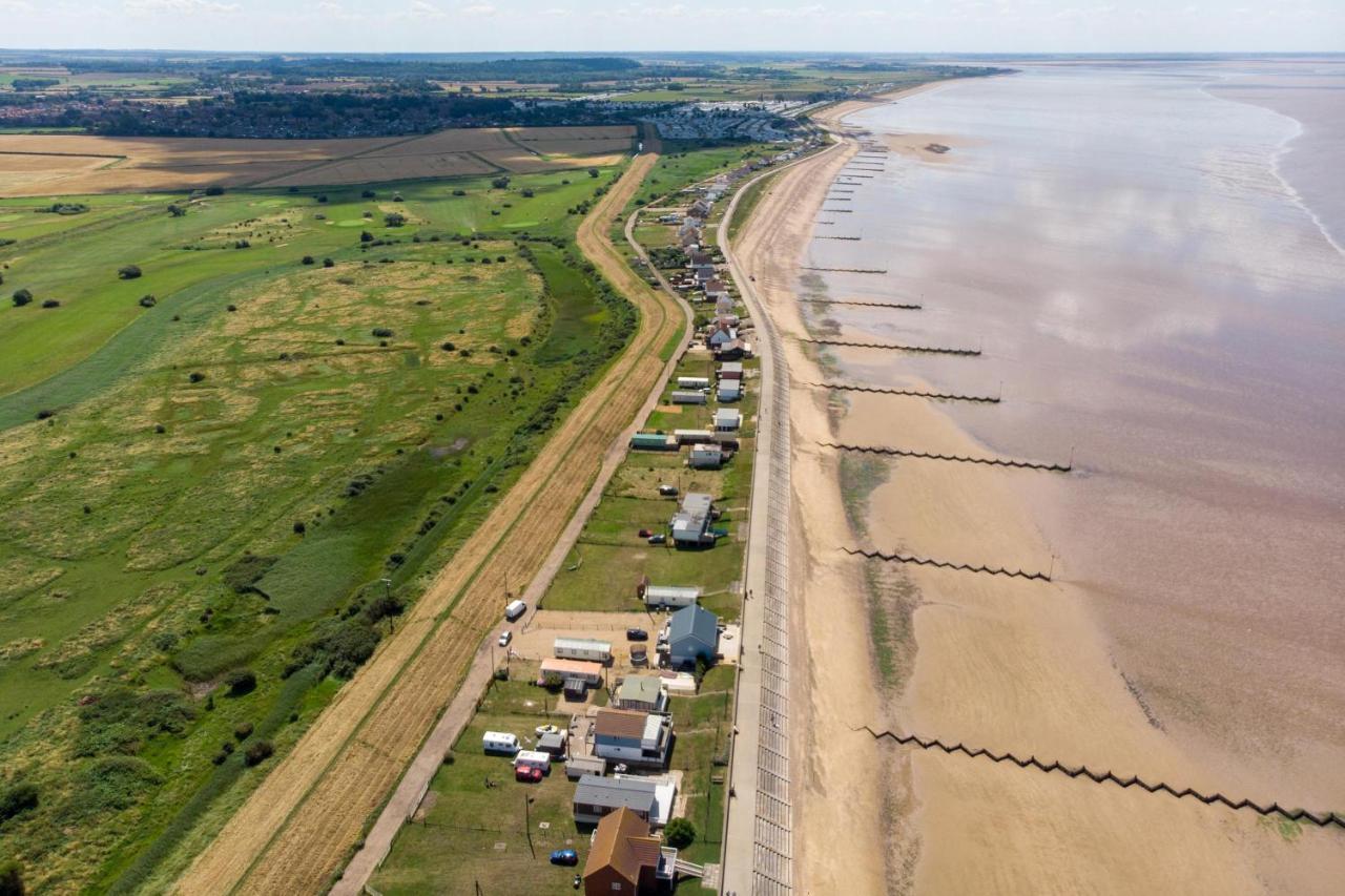 Lovely 6 Berth Caravan For Hire At Manor Park In Hunstanton Norfolk Ref 23044S Ngoại thất bức ảnh