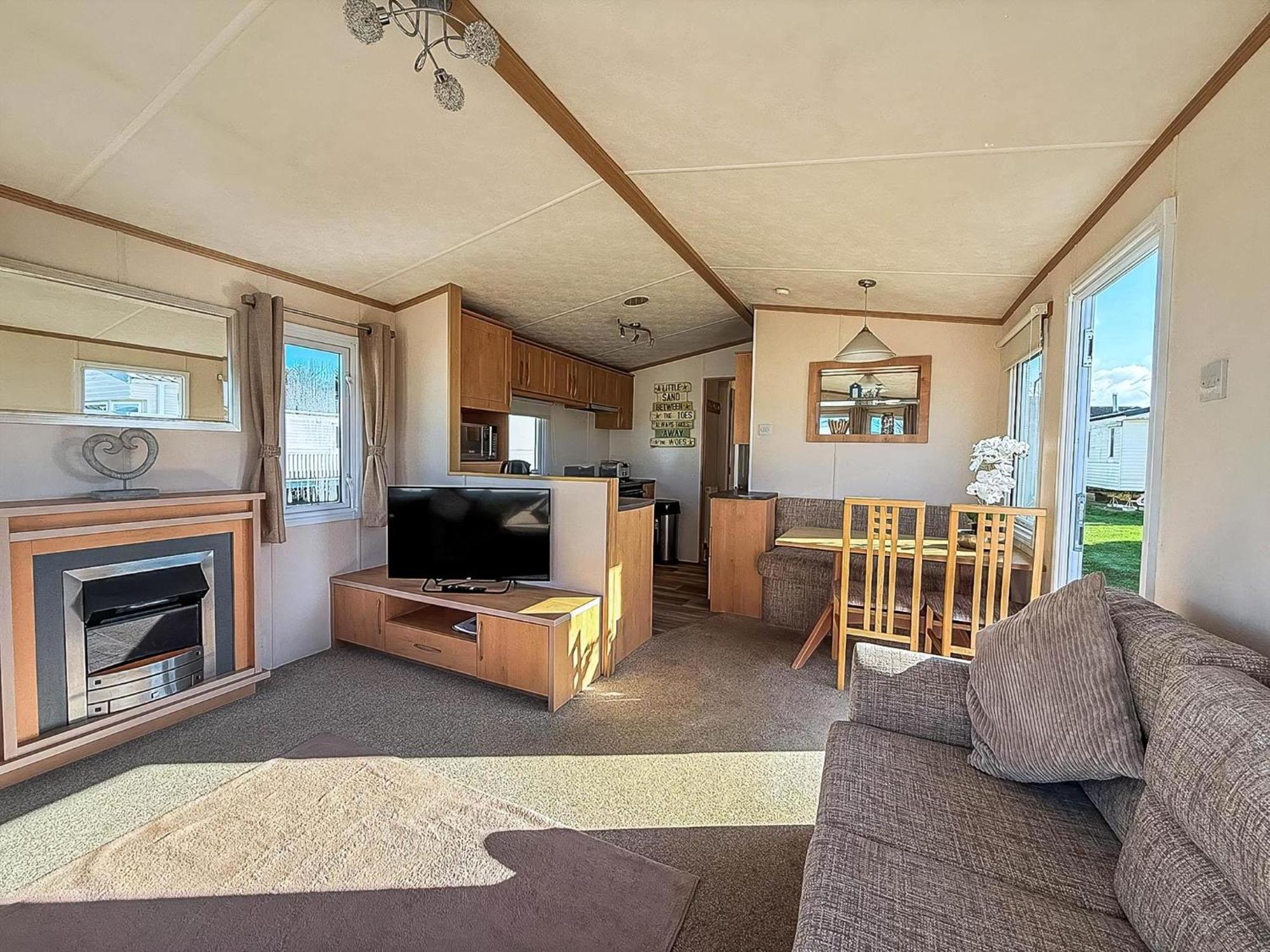 Lovely 6 Berth Caravan For Hire At Manor Park In Hunstanton Norfolk Ref 23044S Ngoại thất bức ảnh